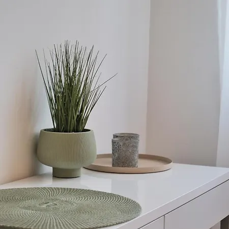 فيلة Janie With A Pool For Up To 16 People