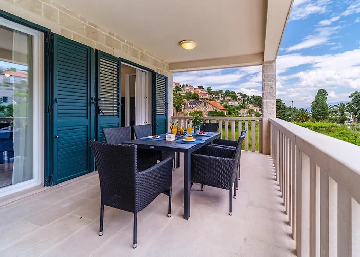Janie With A Pool For Up To 16 People Villa San Pietro di Brazza